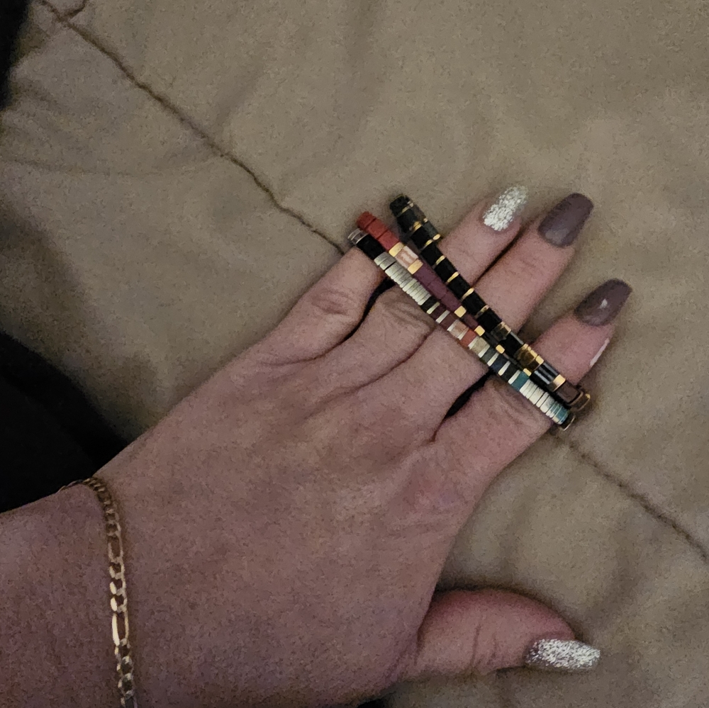 3 bracelets - Picture 2 of 4
